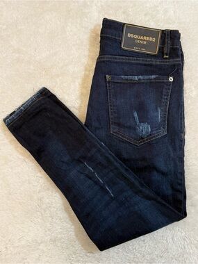 DSQUARED Indigo Skinny Jeans with Subtle Fading Mid Rise
